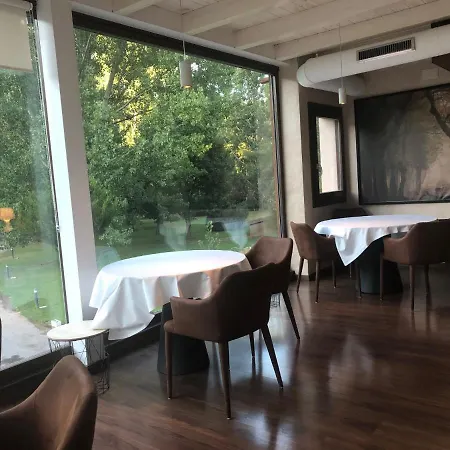 Hospederia El Batan Hotel