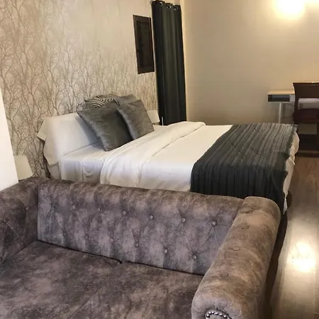 Hospederia El Batan 2*